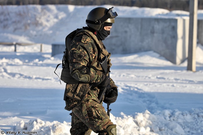 Các binh sỹ đặc nhiệm thuộc Trung tâm đặc nhiệm số 604 của Nga tham gia tập trận chiến thuật.